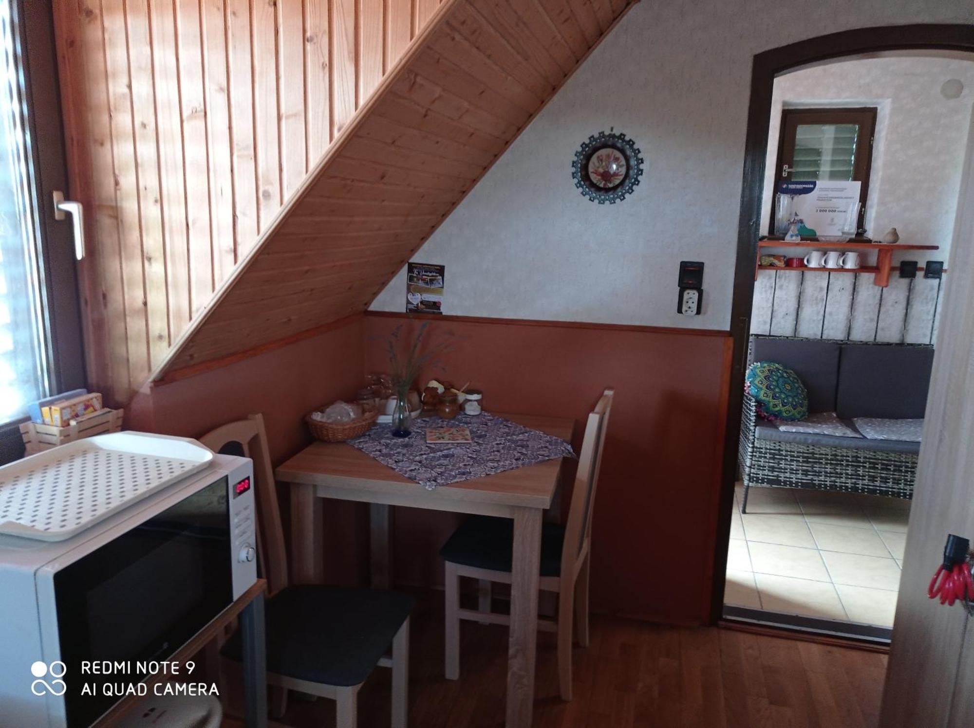 Toserdo Lakitelek Room photo